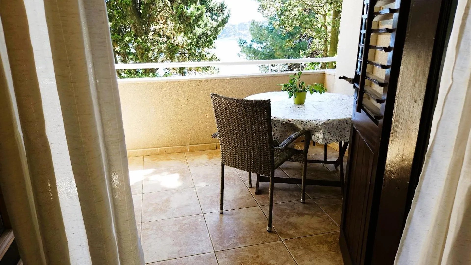 Mare Azzuro II Apartment Pula 0*,